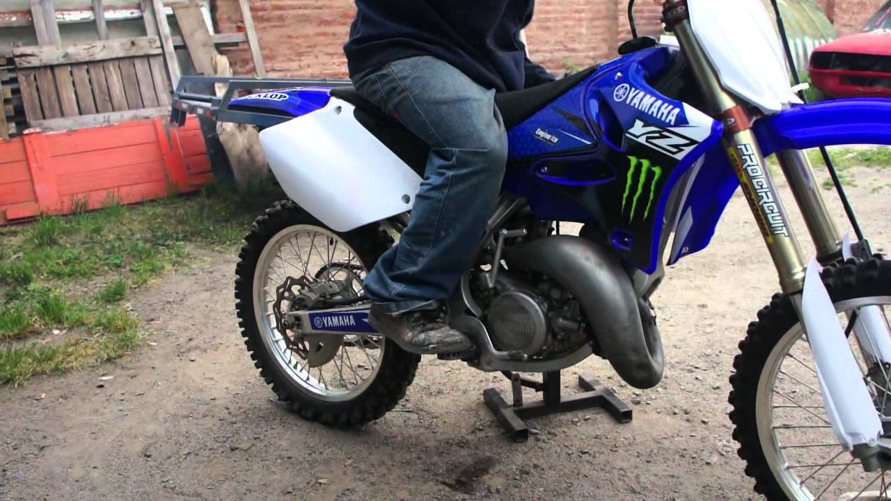 Yamaha YZ 125 2008 - YouTube