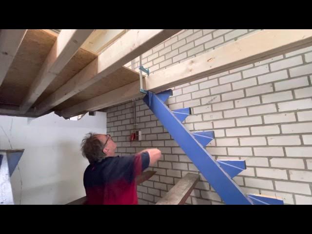 Verdiepingsvloer leren maken van een echte Brabantse vakman ! (Hout - Staal ) - YouTube Verdiepingsvloer Leren Maken Van Een Echte Brabantse Vakman ! (Hout - Staal ) - Youtube