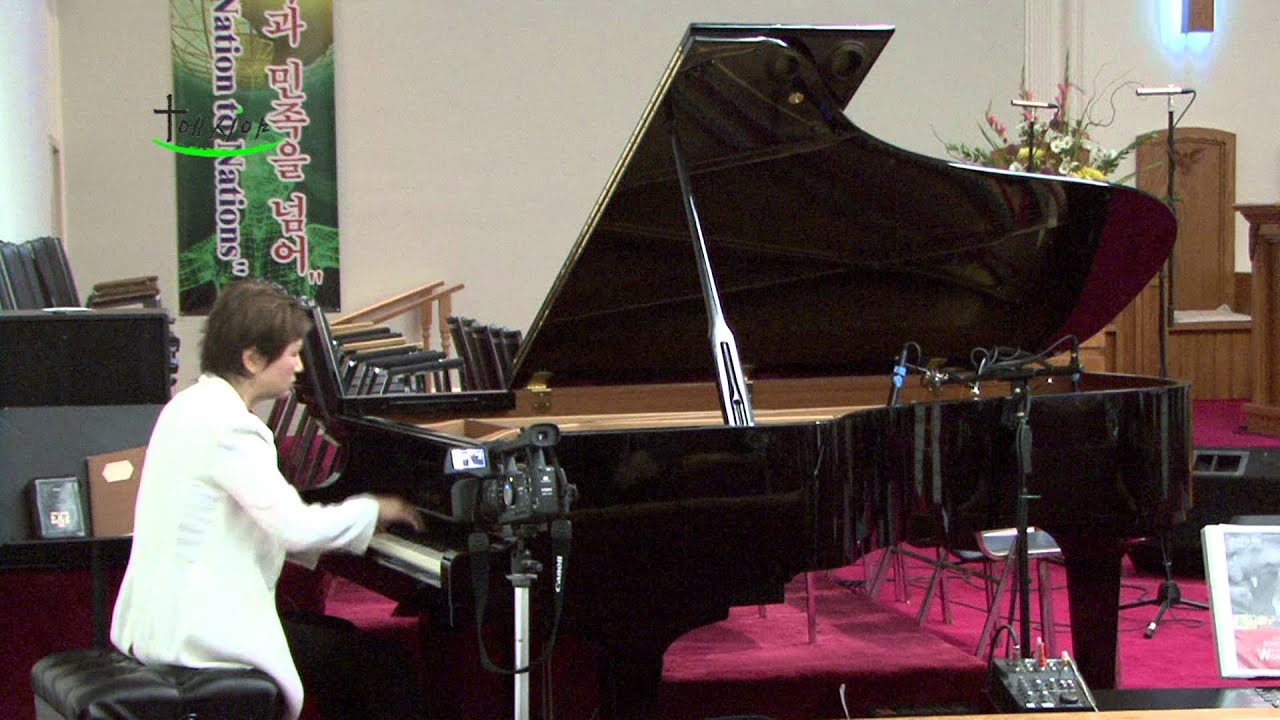 Congressional Leadership Fund 에서 만든 광고입니다. 기금을 모으기 위해 백인 우월주의자들과 똑같은 논리를  이용했습니다. #공화당 #미국 #이민자 #바이든 #republican #racism #immigrants #disinformation, image size:1280x720