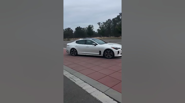 KIA STINGER GT2 DOING DONUTS?!?!