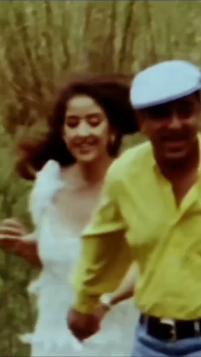 Manisha Koirala oops moment 😍