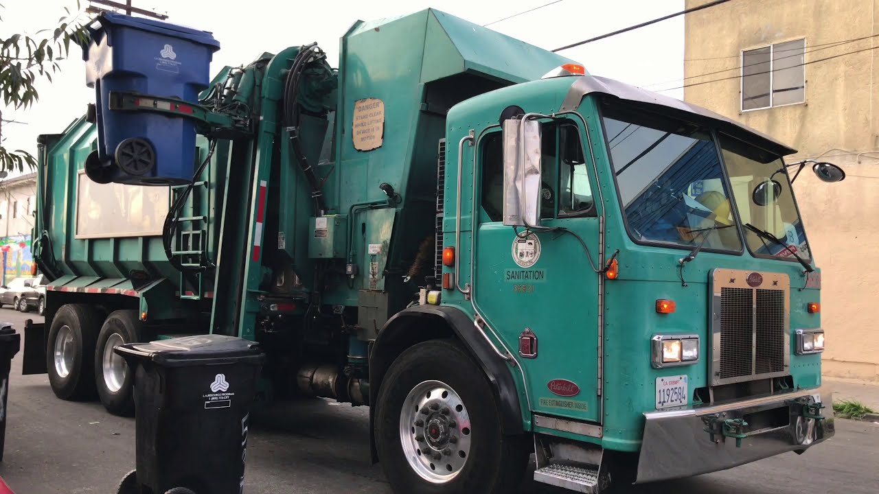 L.A. Sanitation 3 diesels ASL collecting recycling - YouTube