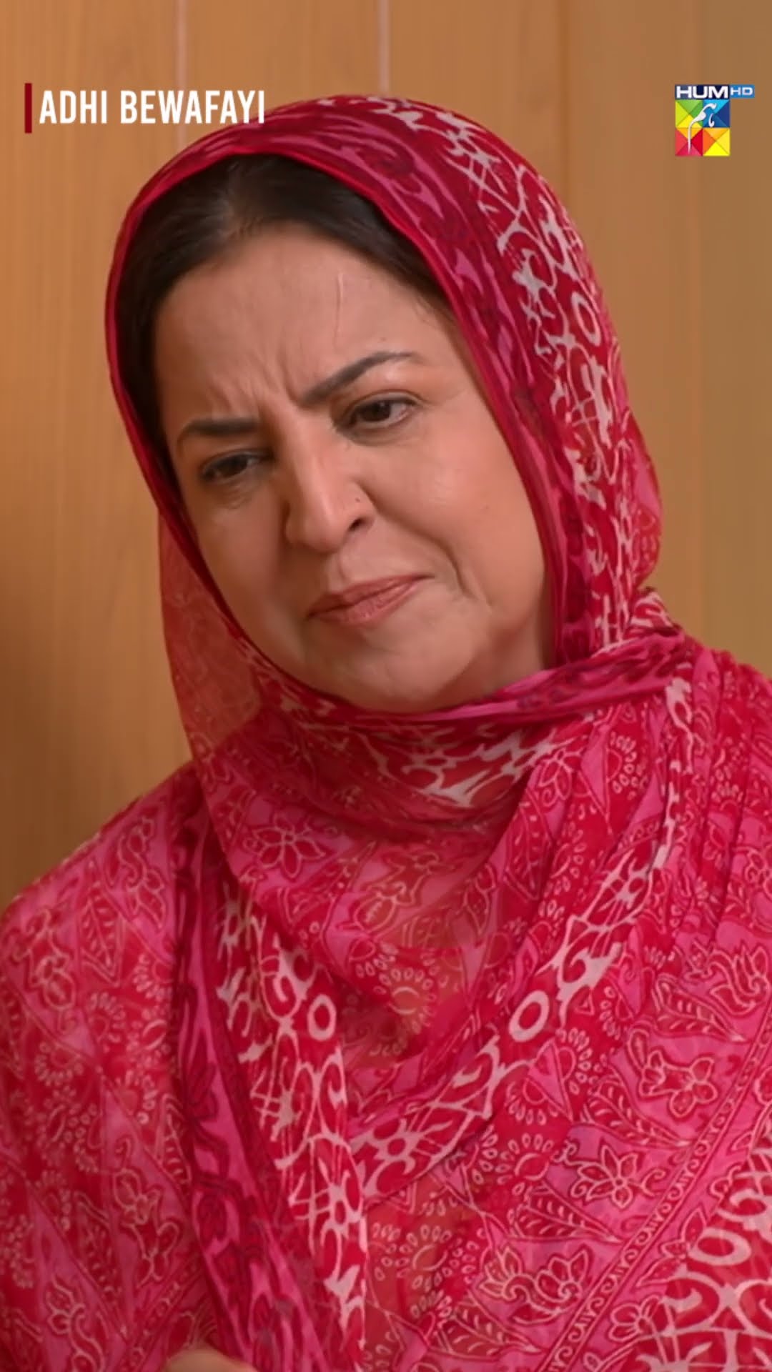 Adhi Bewafayi [BEST SCENE] #alishbakhan #ahmedtahaghani #faiqkhan #adhibewafayi #shorts #humtv