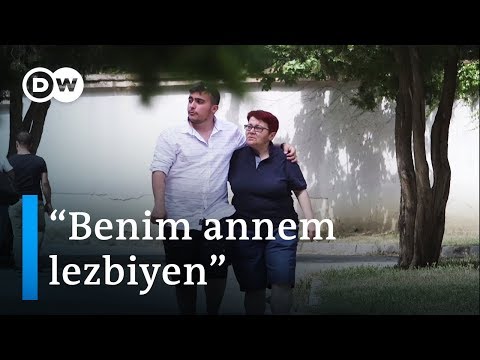 Türkiye'de lezbiyen bir anne ile büyümek - DW Türkçe