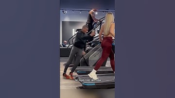 Người đàn ông trúng tiếng sét ái tình từ cái nhìn đầu tiên