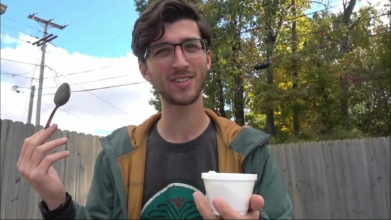 Dipper's Ice Cream Review | Molasses Cookie & Caramel Apple Cheesecake