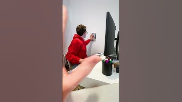 Something very strange happens ✨ #weeklymagic