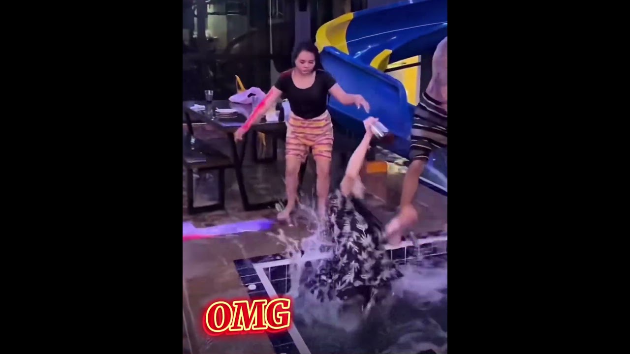 OMG babae lasing nalaglag sa pool 