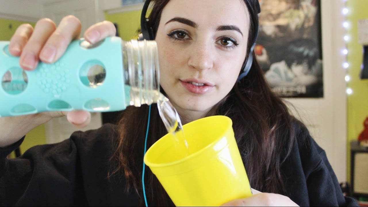 [ASMR] Water, Bottle, Spraying, Tapping Sounds! (With Whispers) YouTube