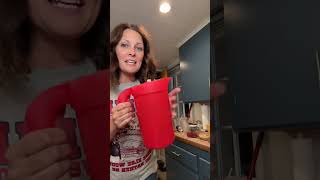 A summer must have! #tupperware #pitcherset #summerentertajning #kitchenfinds #drinkware