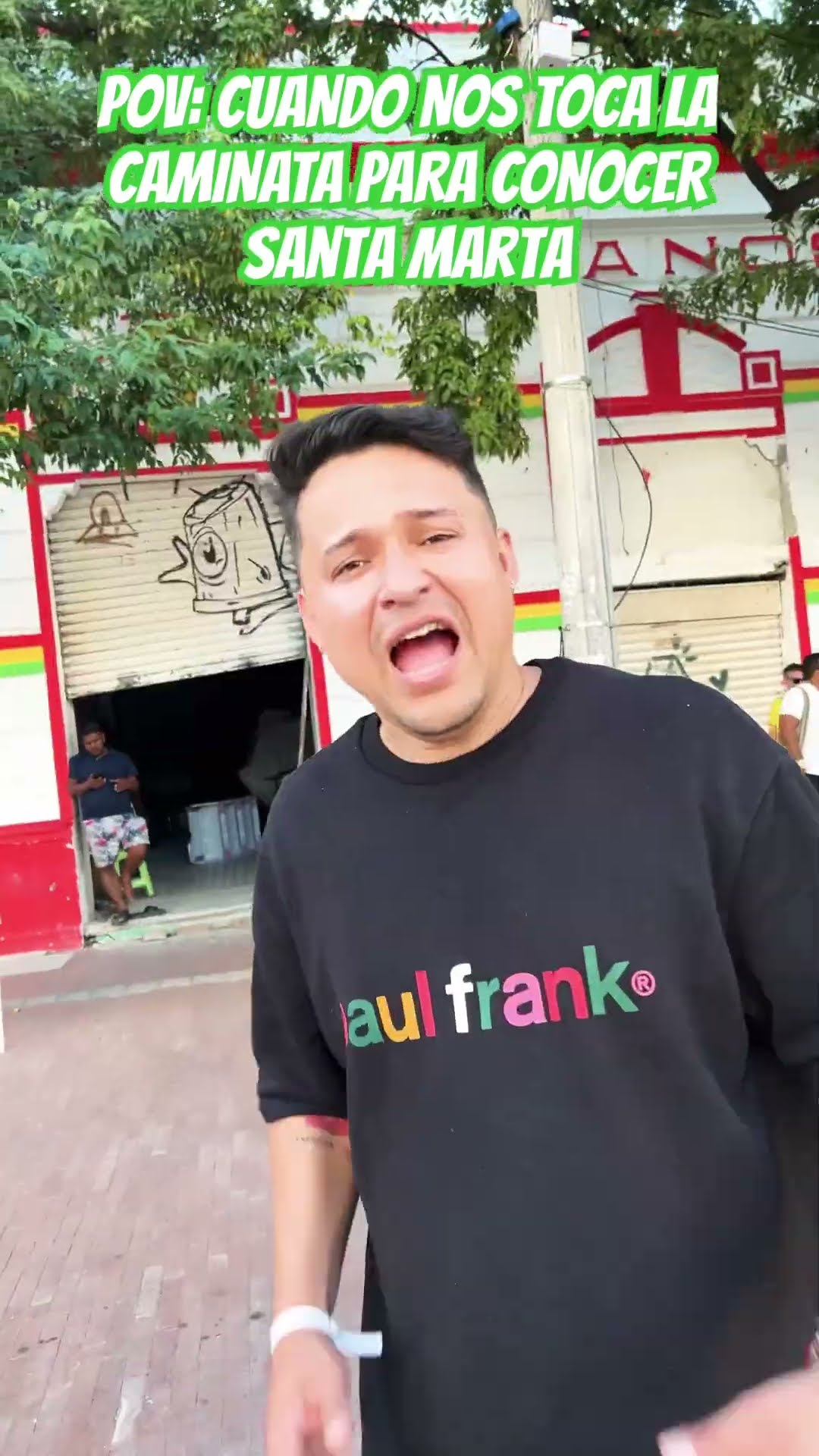 Cada vez que salgo a CAMINAR #humor #cosasdefamilia #comedia #shortviral