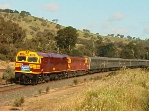 electromotive tec3r NSWRTM Inaugural Melb Cup Aurora - 1 Nov 1999: Australian Trains