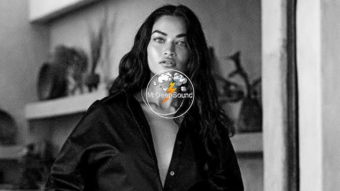 Lyubov Tolkova, Demo Erotica guruhining solisti