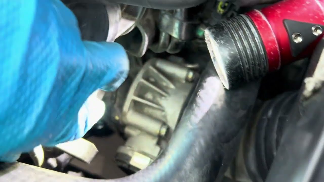 Hyundai Tucson Map / Maf Sensor Replace (Slightly  Rough Idle) Code P2188 - Easy Fix