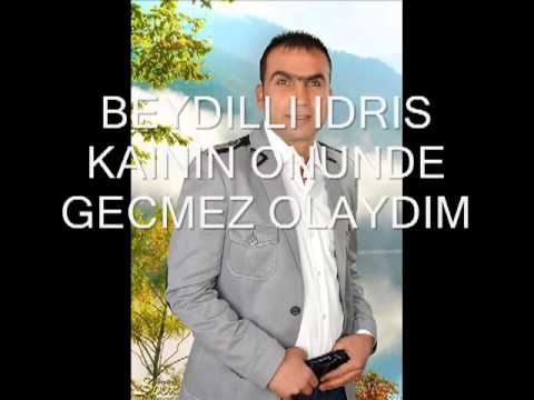 Beydilli idris kapının önünde....