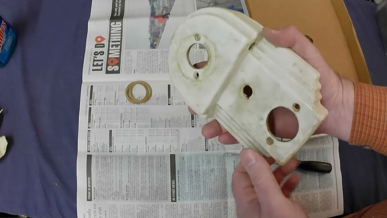 HOW To CLEAN An Art Deco Porcelain Bathroom Light Fixture