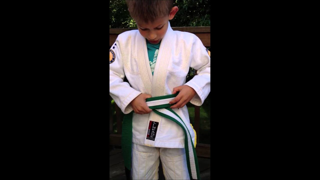 Jiu jitsu how to tie belt