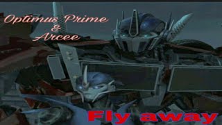 Optimus Prime & Arcee - Fly away