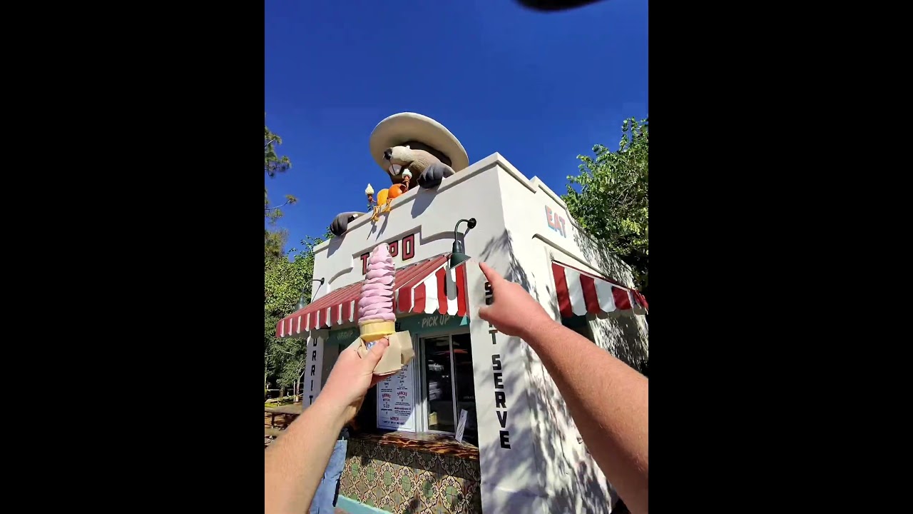 Cactus ice cream is wild 🌵🔥 