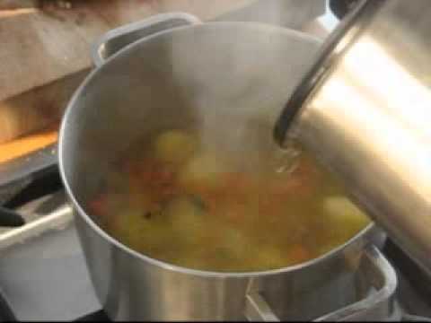 Video: Aardappel Inktvis Soep