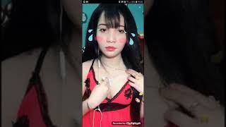 Bigo live Yến Ly lau ngực sau khi pk thua ngày 23 tháng 3 năm 2019