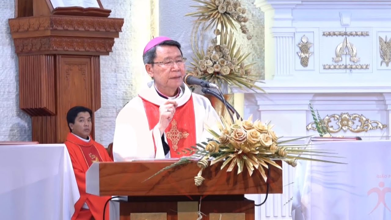 Outline Video ✝ Bài chia sẻ Chúa Nhật Lễ Lá năm C 2022 Đức Cha Phêrô Nguyễn Văn Khảm BGMN