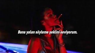 Eminem-Love The Way You Lie ft. Rihanna (Türkçe Çeviri) Resimi