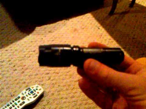 Surefire E1B backup Flashlight review