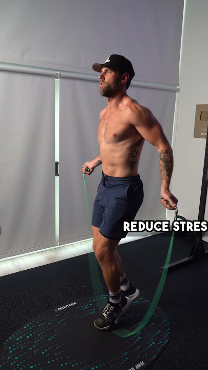 How to use a heavy weighted jump rope » Hyperwear