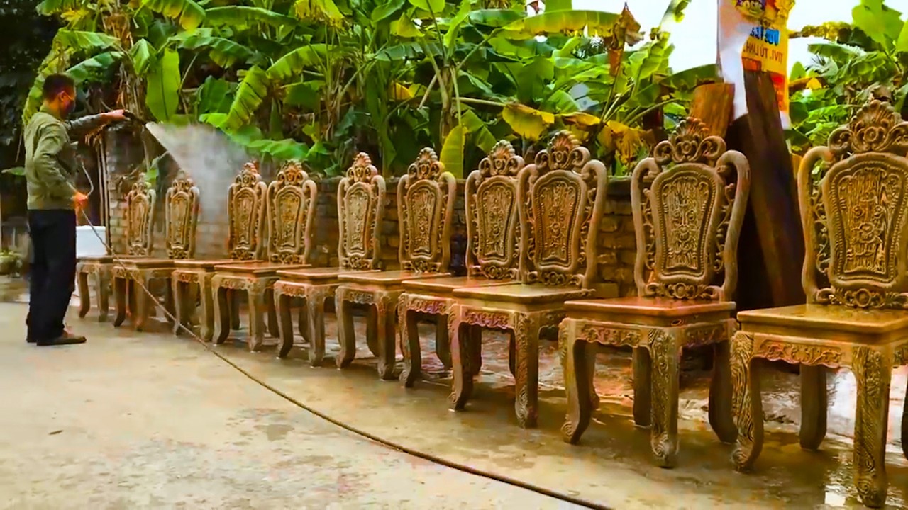 Exquisite Ebony Chair Craftsmanship, Wood Carving Bleaching and PU Spray Technique