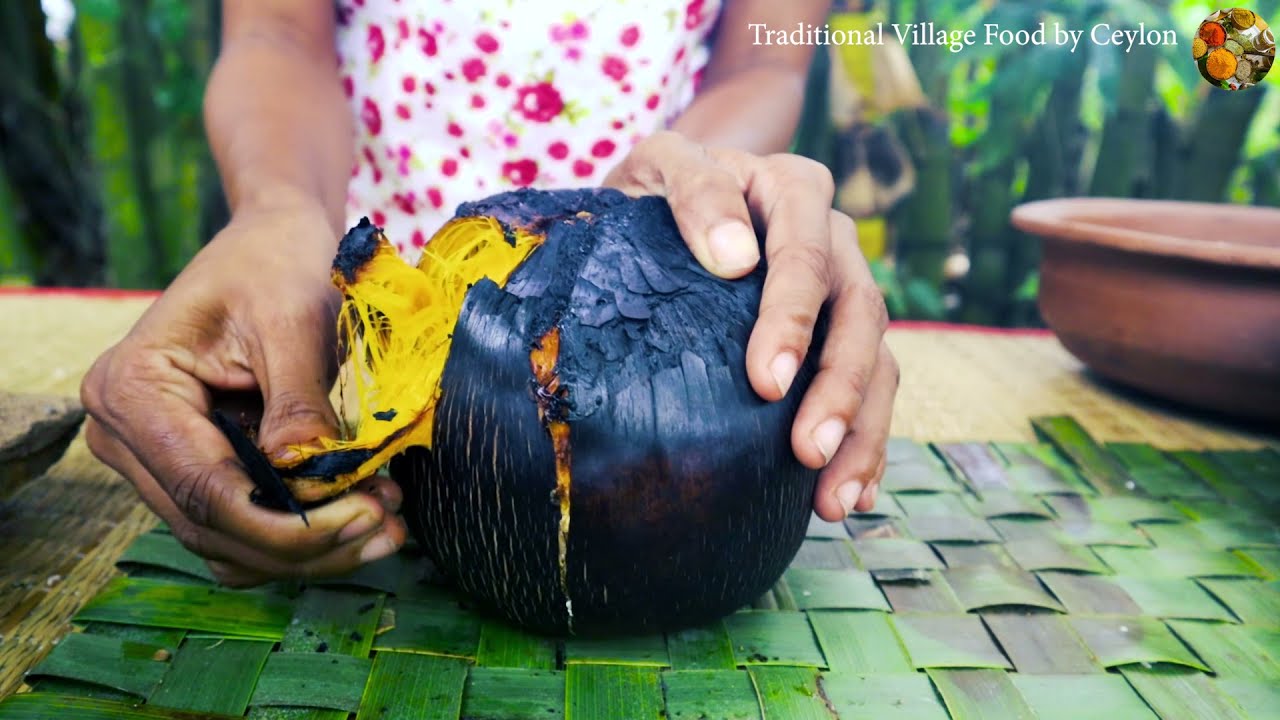 Homemade palmyra palm fruit juice Healthy village food (Thal Kiri