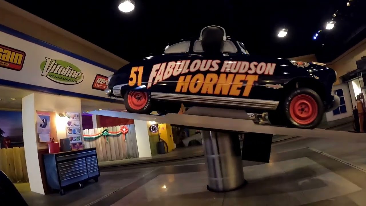 [New 4K Video] Disneyland Radiator Springs [Car Race] YouTube