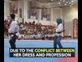 Ciaaatttt, Cewek Jilbab Cantik Ini Ternyata 'Ratu' Taekwondo