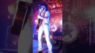 Aaron Watson sings Barbed Wire Halo at the Exit/In in Nashville