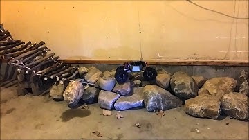 G-made R1 rock crawler