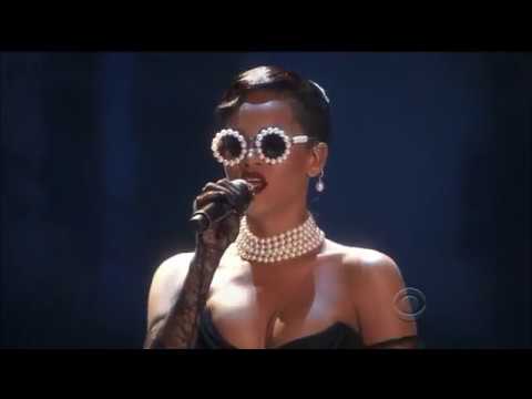 Rihanna - Diamonds (Live at the Victoria's Secret Fashion Show 2012) HD