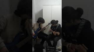 Skapova - Zamanla Ya Da Zorla Cover#skapova #music #guitar #bassgitar #cover #musica #music Resimi