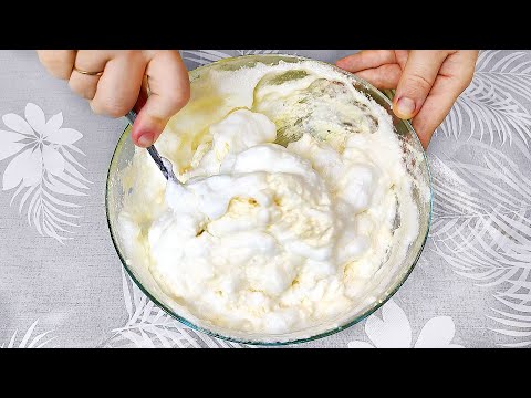 Вкуснота из творога на завтрак, без муки и масла! Нежнейшая творожная запеканка 'Рафаэло'!
