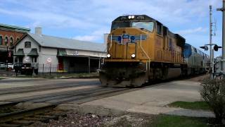 UP 4756 leading Amtrak #5 detour at Wheaton, IL