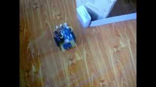 Arduino wall follower and obstacle avoider robot