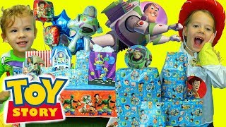 TOY STORY 4 Birthday Party With Buzz Lightyear Presents \& Games