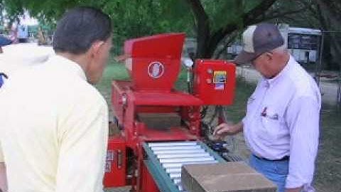 AECT 2001 Block Press