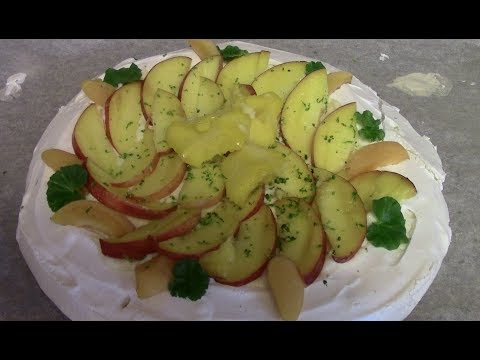 Торт с нектаринами и манго