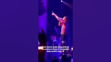 Chris Martin stopped at Taehyung