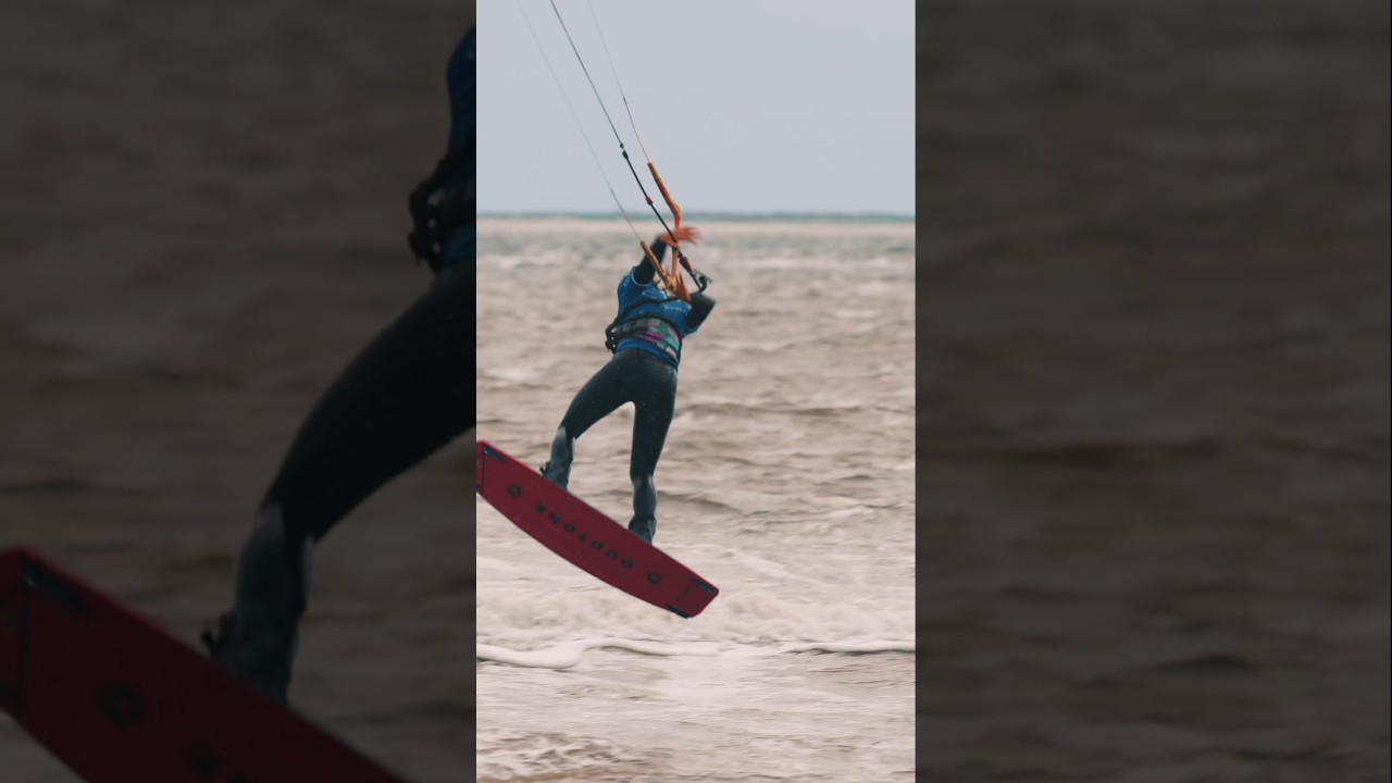 "I don’t know if I love it or hate it". Highest scored trick of the day for Francesca! #kitesurfing