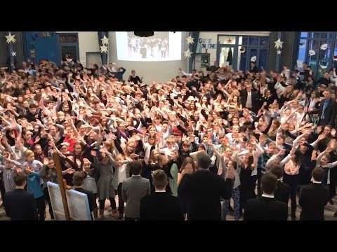 St.-Ursula-Realschule - Verabschiedungs-Flashmob für Rektor Beckmann