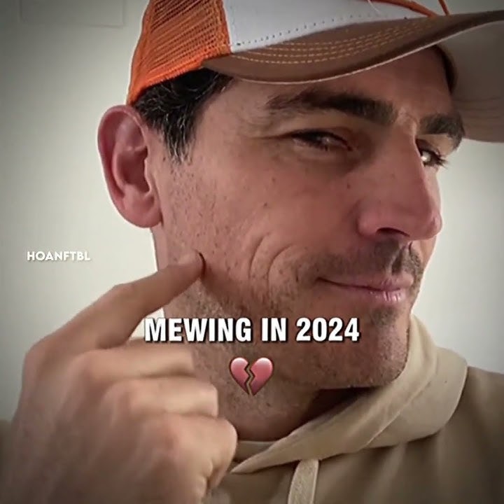 Ronaldo mewing in 2006 🗿