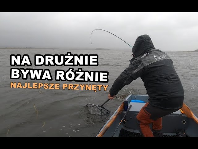PRZYNĘTY NA SZCZUPAKI W PŁYTKICH, ZAROŚNIETYCH ŁOWISKACH