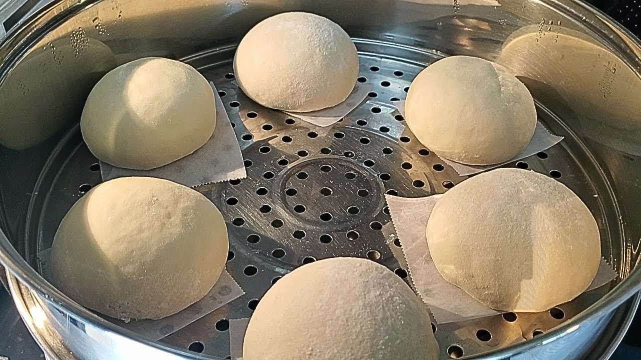 Light and Fluffy Chinese Steamed Buns  | Mantou 馒头