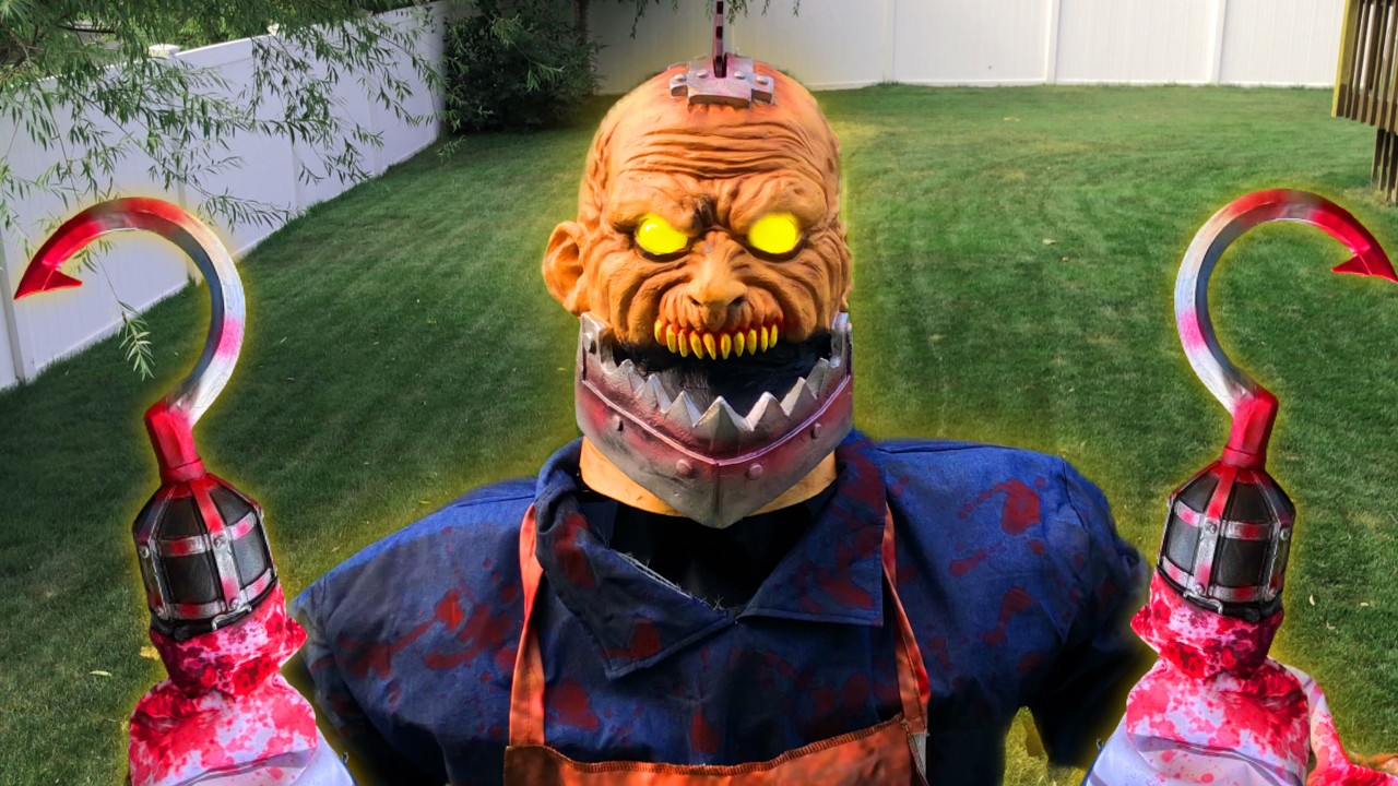 BUZZHEAD BUTCHER  Halloween Animatronic UNBOXING and SETUP